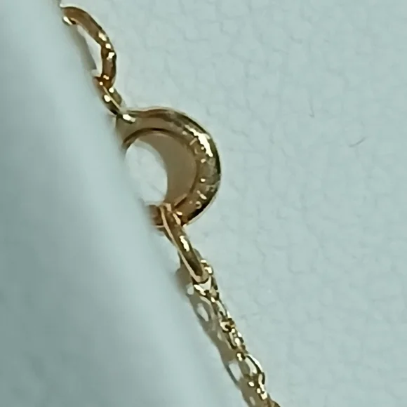 10K Yellow Gold Diamond necklace
